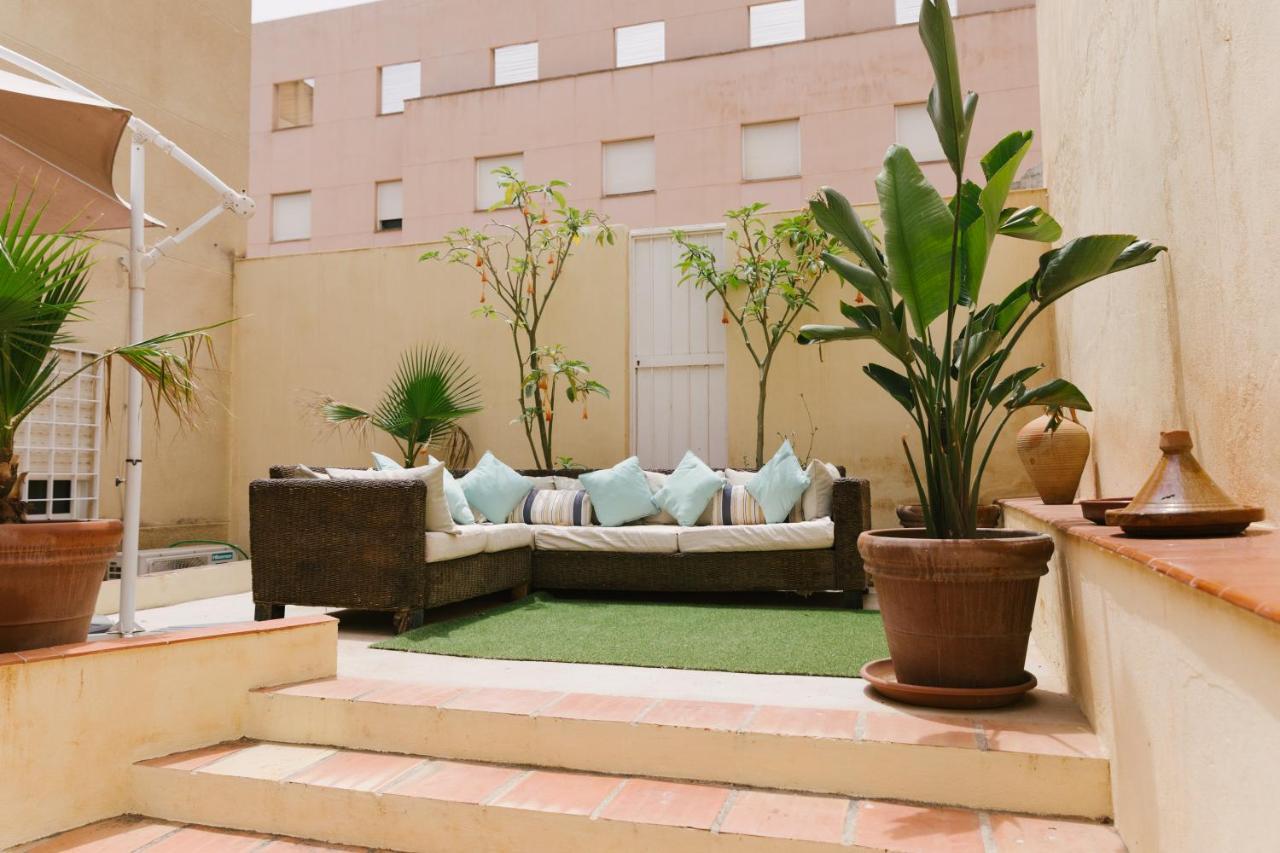 Appartement Ambb-Private Patio-Steps Away From Old Town à Málaga Extérieur photo
