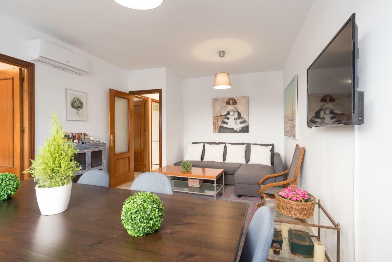 Appartement Ambb-Private Patio-Steps Away From Old Town à Málaga Extérieur photo